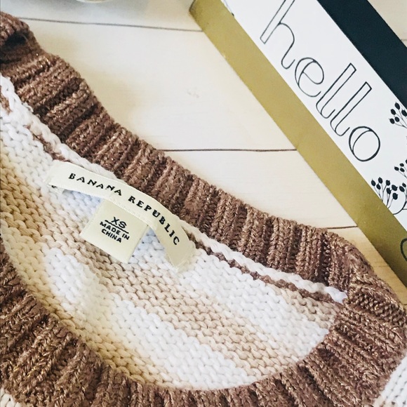 🦋🦋🦋BANANA REPUBLIC STRIPED SWEATER ❄️ - Picture 3 of 3